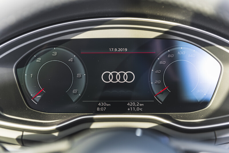 Audi A4 Limousine